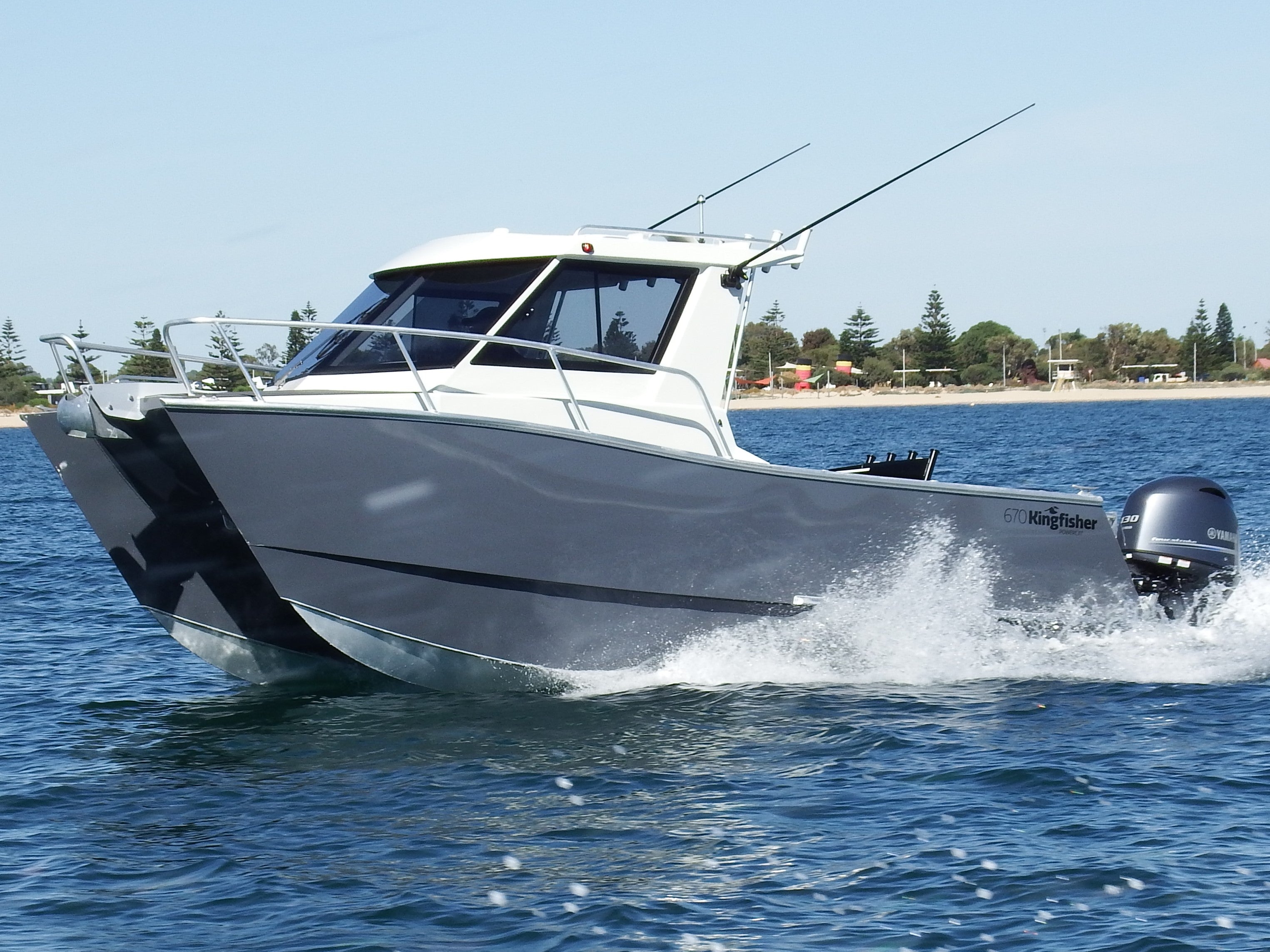 Kingfisher 670 Hard Top Powercat from New Zealand